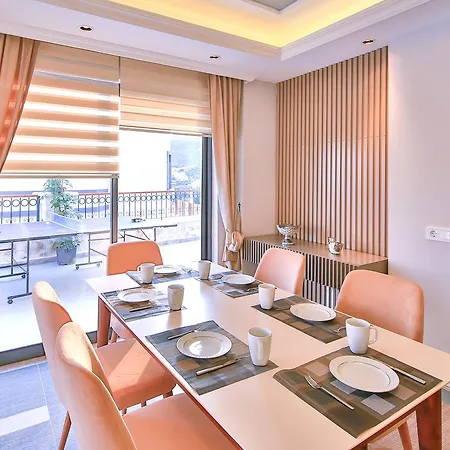 Samira & Aparts & Hotel 3*